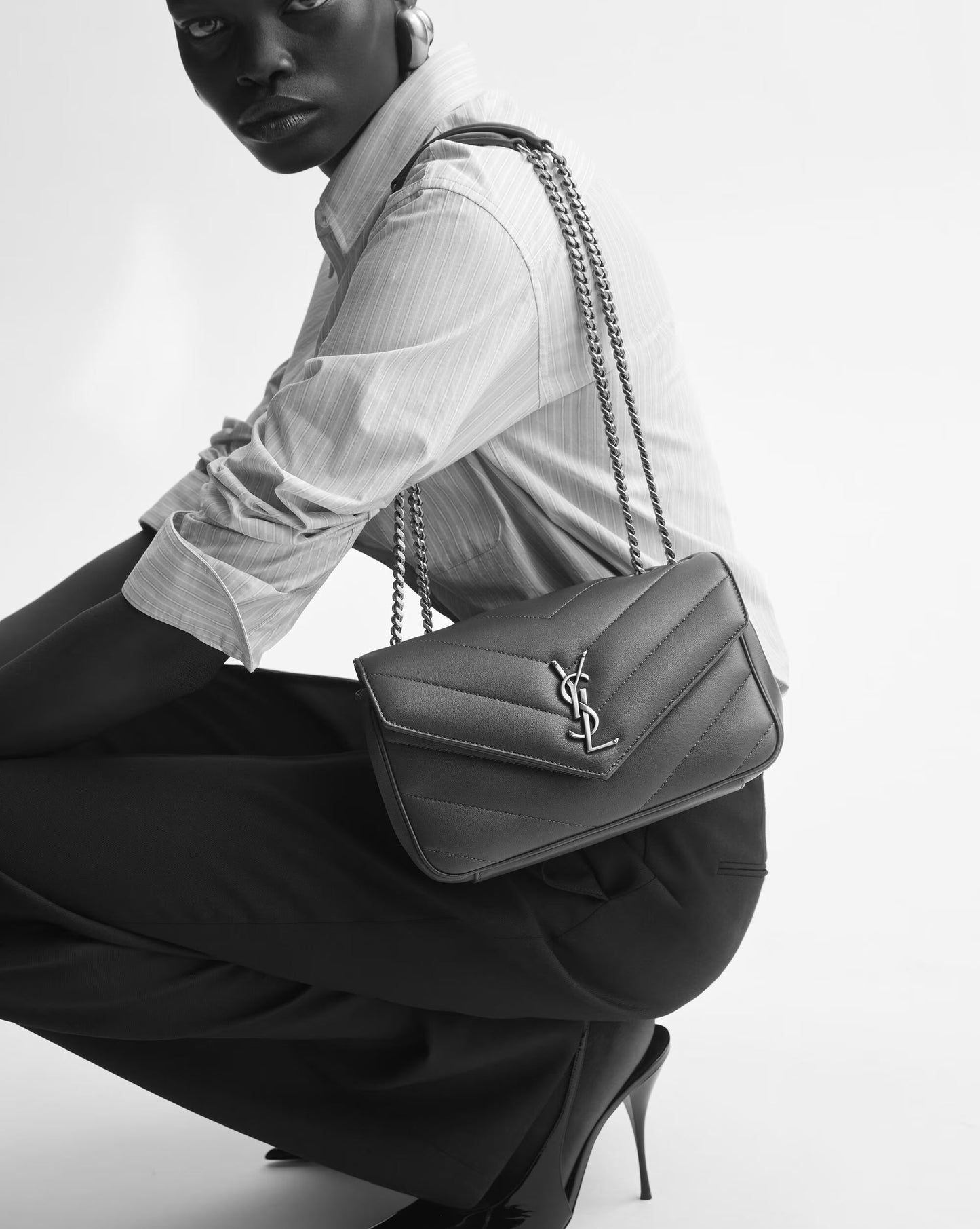 Tasche LOULOU Small Matelassé Lammleder Bordeaux – Saint Laurent