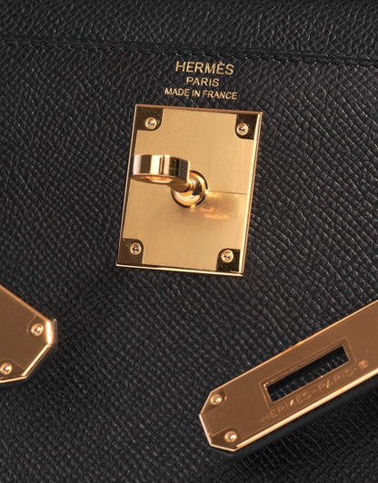 Tasche Hermès Kelly 28 Epsom mit Goldbeschlägen in Schwarz